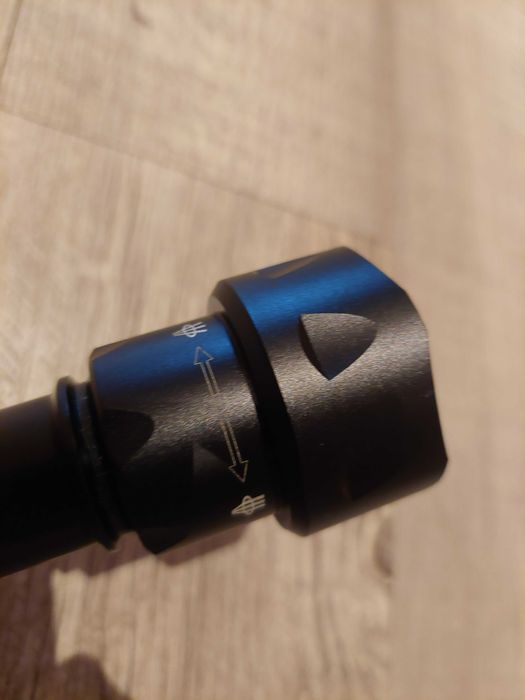 Lanterna Tática Pro Tactical – Nite Hunter | LED potente