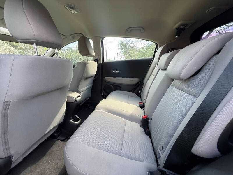 2022 Honda HR-V LX