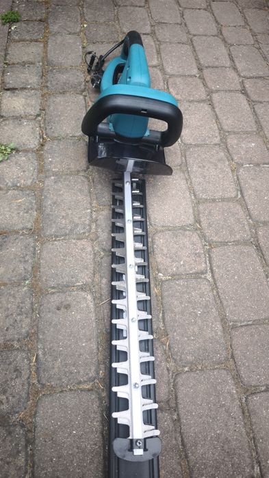 Nożyce do żywopłotu Makita UH5570