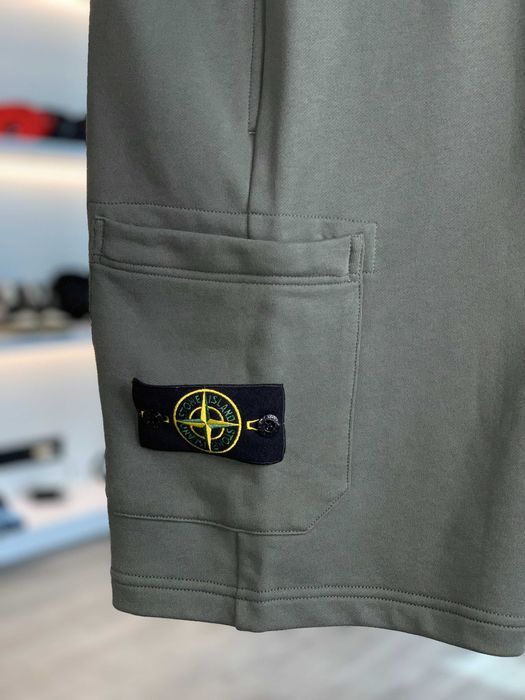 Шорти STONE ISLAND 64651 Garment-Dyed Cotton Shorts Musk Green SI016