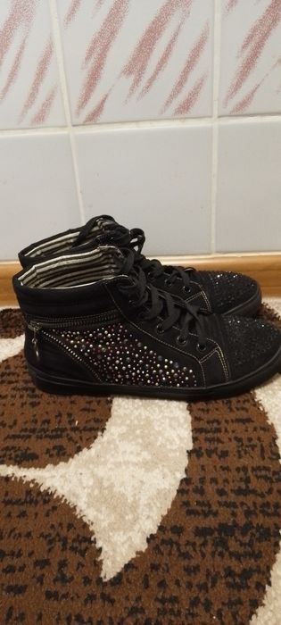 Ботинки осенние женские 37р.