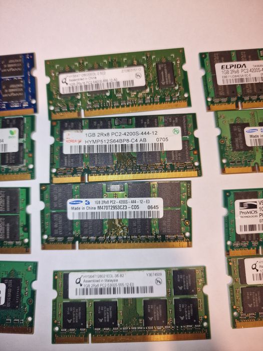 Memórias RAM DDR2 - Pc2  1GB