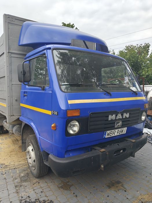 Samochód ciężarowy MAN 8.90