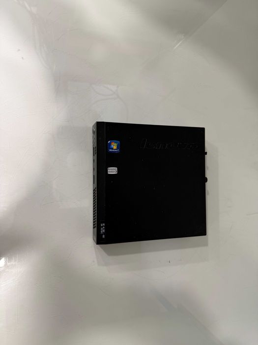 Lenovo Thinkcentre M72e