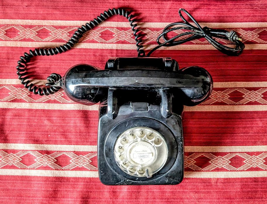 Telefone Antigo de Disco – Modelo PTT Francês – Colecionável Vintage