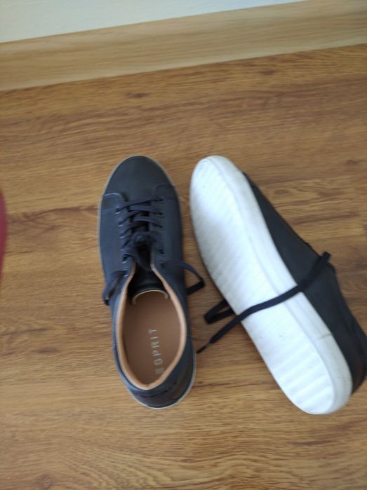 Sprzedam buty damskie