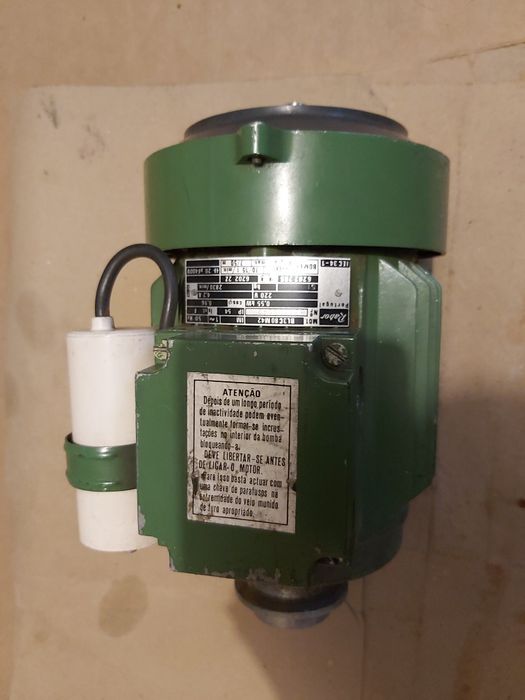Motor de rega marca Rabor