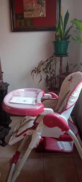 Cadeirinha de alimentação de bebé