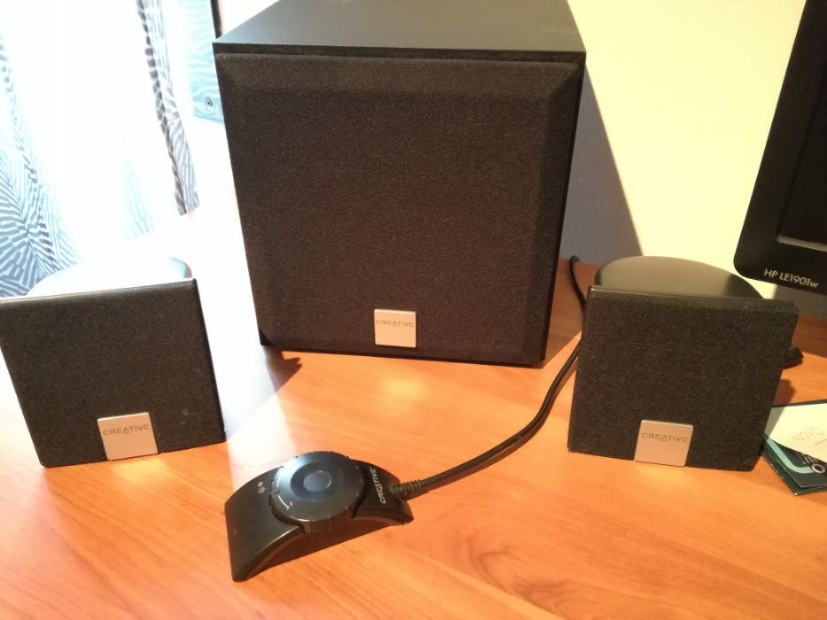 Colunas Surround 4.164283958092035124