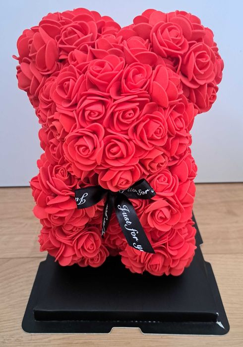 Tanio! Romantyczny miś z róż