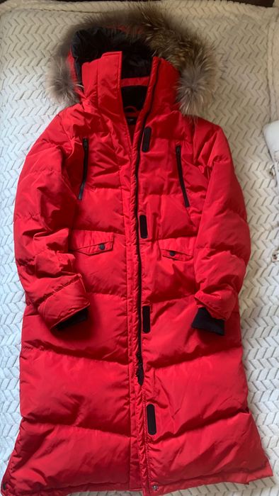 Пуховик жіночий Colin’s