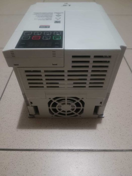 Falownik LS LSLV0040S100-4E0FNM 4kW 3x400V