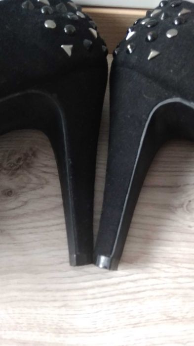 Buty damskie czółenka rozm 39