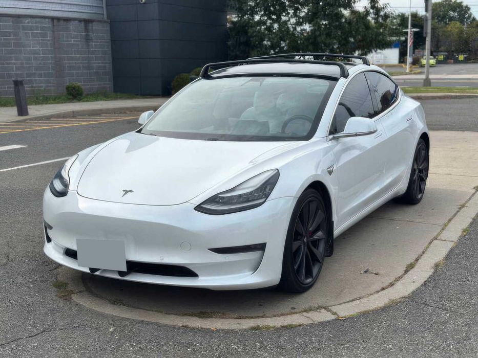 Tesla Model 3 Performance      2020