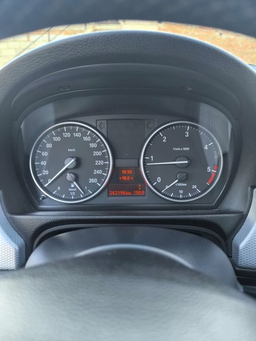 BMW e91 320D LCI mPakiet