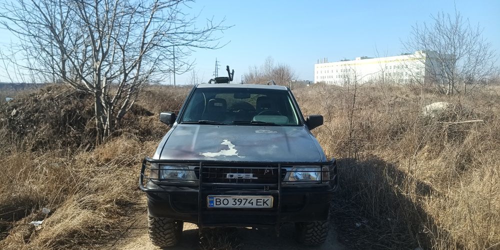 Опель Фронтера 2.3 д 1994 год