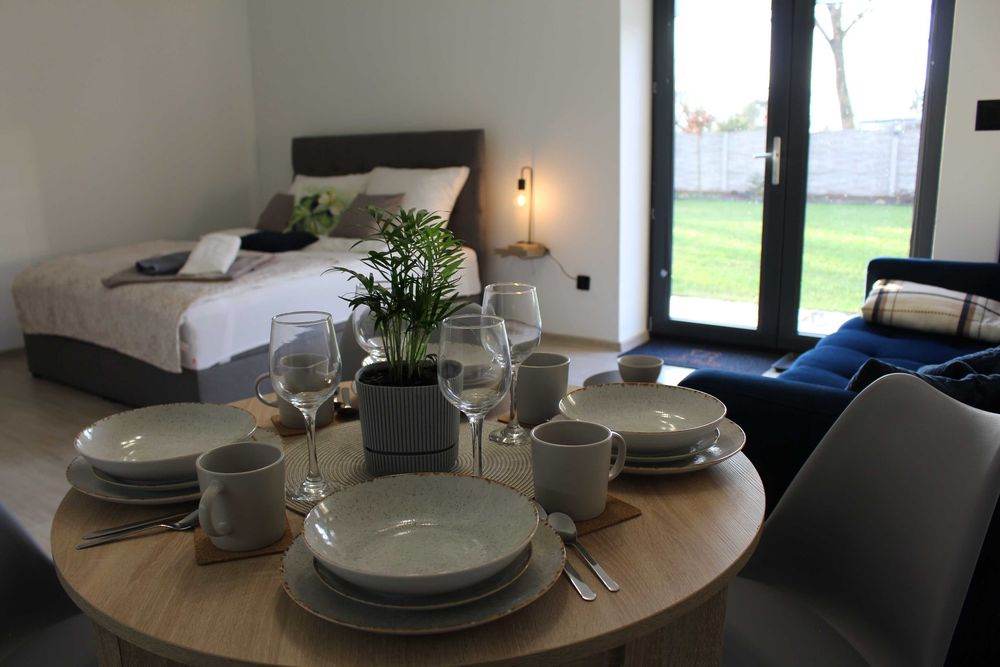 Apartamenty, pokoje gościnne, nocleg Uniejów Ambasada zieleni