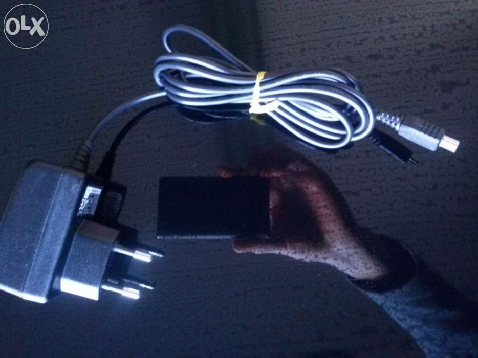 Carregador mini-USB para leitores de mp3's, telemóveis ou outros