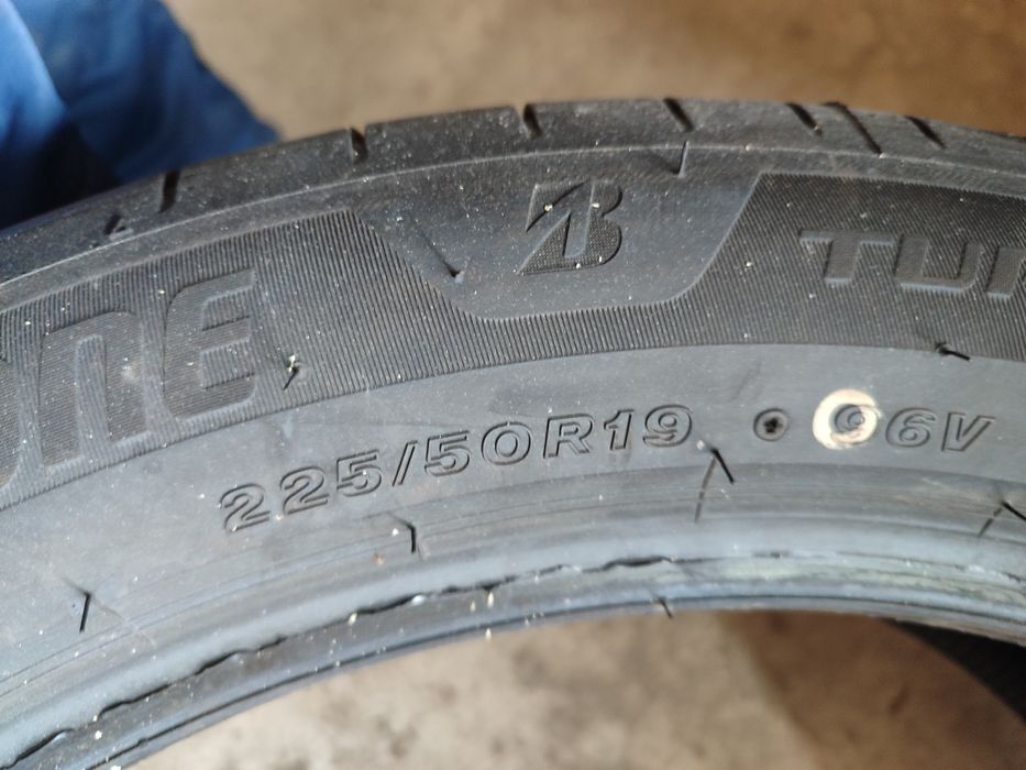 Шини bridgestone 225 50 r19 літо нові 24-й рік