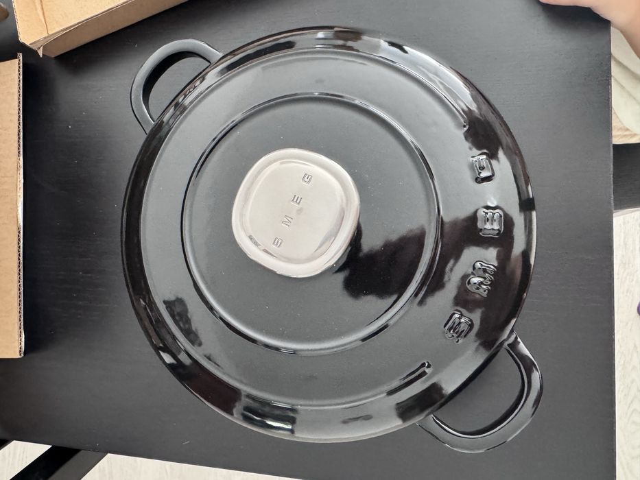SMEG Cast Iron Braiser de 26cm (10,2)