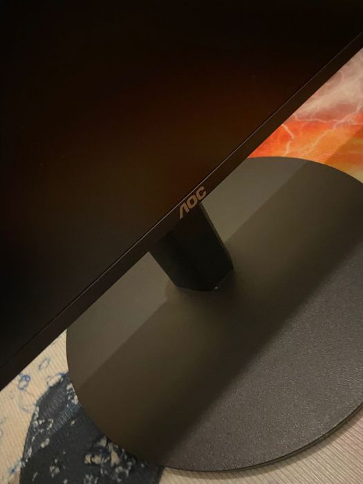 Monitor gamer AOC semi/novo