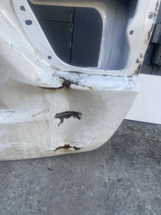 Ляда Jeep Grand Cherokee