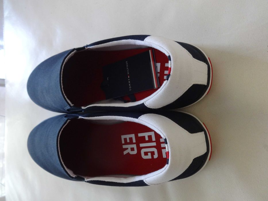 Tommy Hilfiger meskie buty, snikersy r. 44
