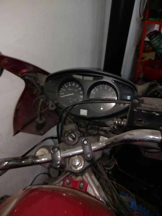 Запчастини Honda Deauville NT650 2000 рік