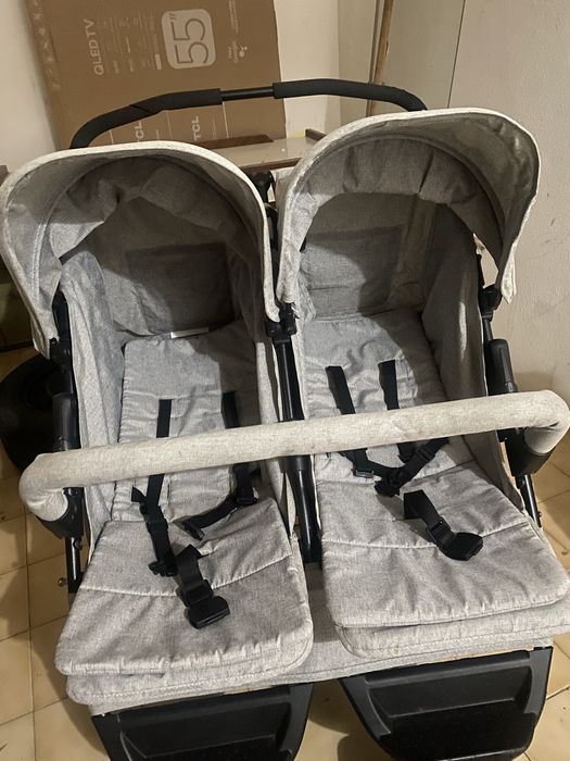 Carrinho de bebe gémeos