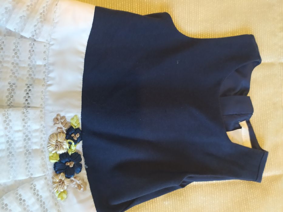 Vestido de criança em ótimo estado