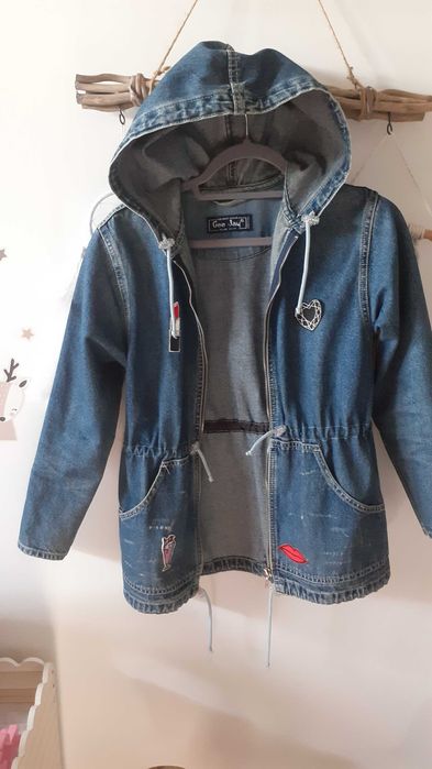 Kurtka przejsciowa ala jeans rozm.S naszywki