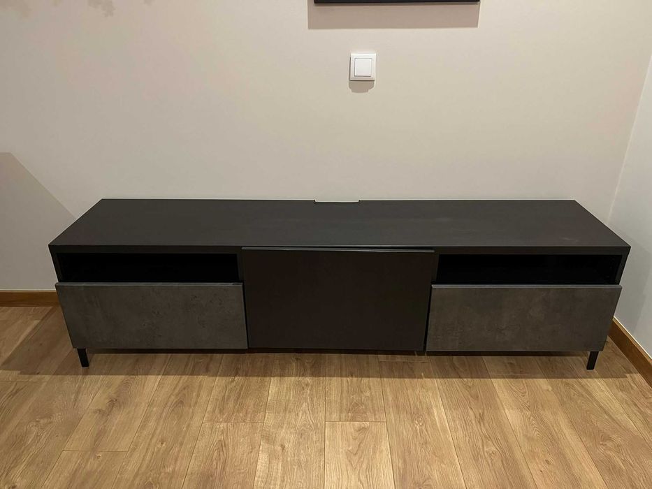 Móvel de televisão (BESTÅ - IKEA)