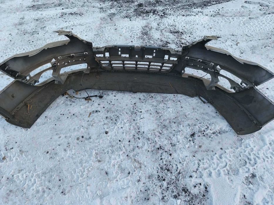 Zderzak przedni Volkswagen Passat B6