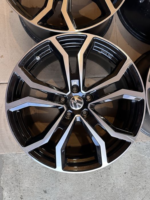 Диски.   Volkswagen.  R20.   5/120    Germany