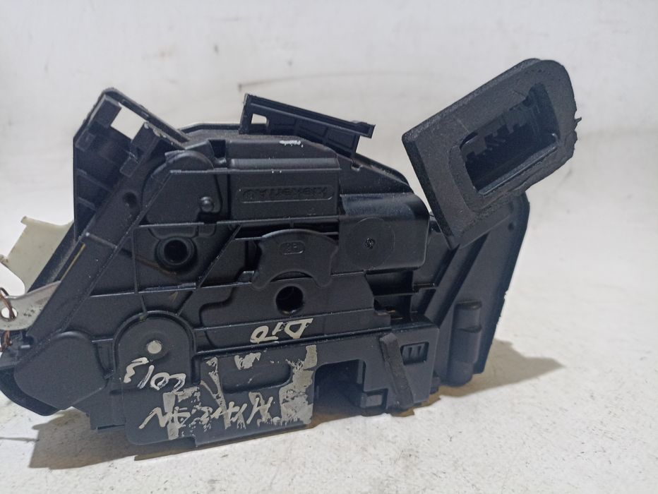 Fechadura / fecho porta frente direito VOLKSWAGEN Golf VI (5K1)