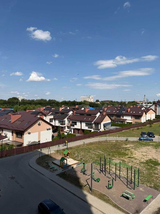 Продаж квартири в ЖК Америка, вул. В. Великого з дизайнерським ремонтом