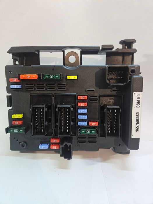 Moduł Bsm Skrzynka bezpieczników Citroen  Peugot