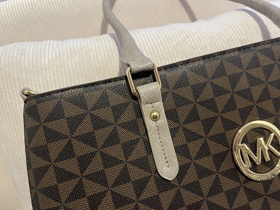 Nowa elegancka torebka