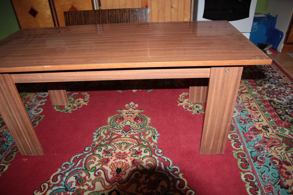 Ławy , żyrandole  PRL