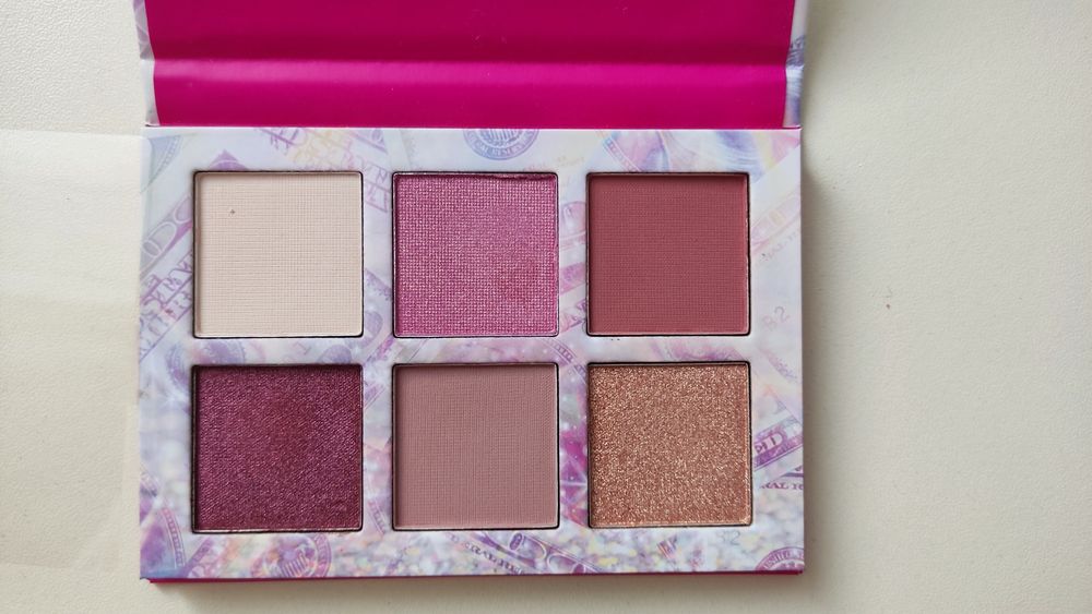 Paletka cieni Makeup Revolution