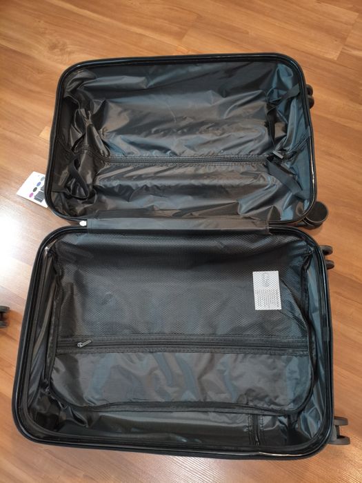 Piękny zestaw 3 walizek– twardy ABS, nowy komplet