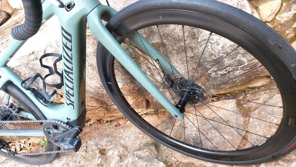 Specialized Turbo Creo SL  Comp E-bike de estrada/gravel topo de gama.