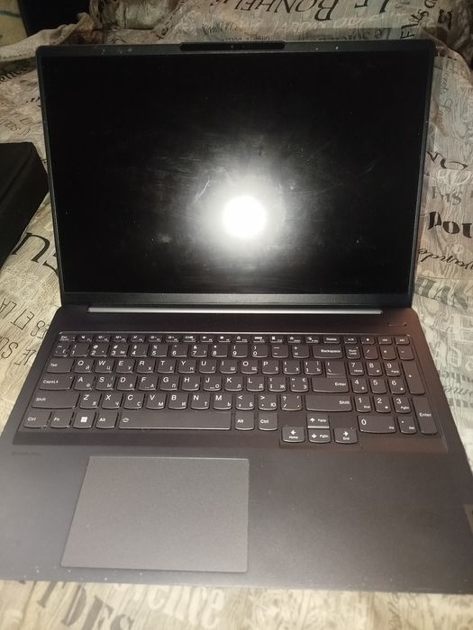 Ігровий ультрабук Lenovo IdeaPad 5 Pro 16IHU6  на запчастини або відновлення