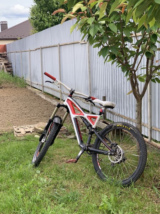 Велосипед Specialaized ( enduro )