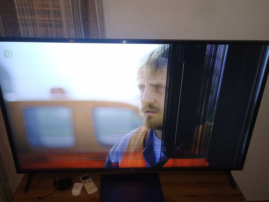 LG 55 uszkodzona matryca