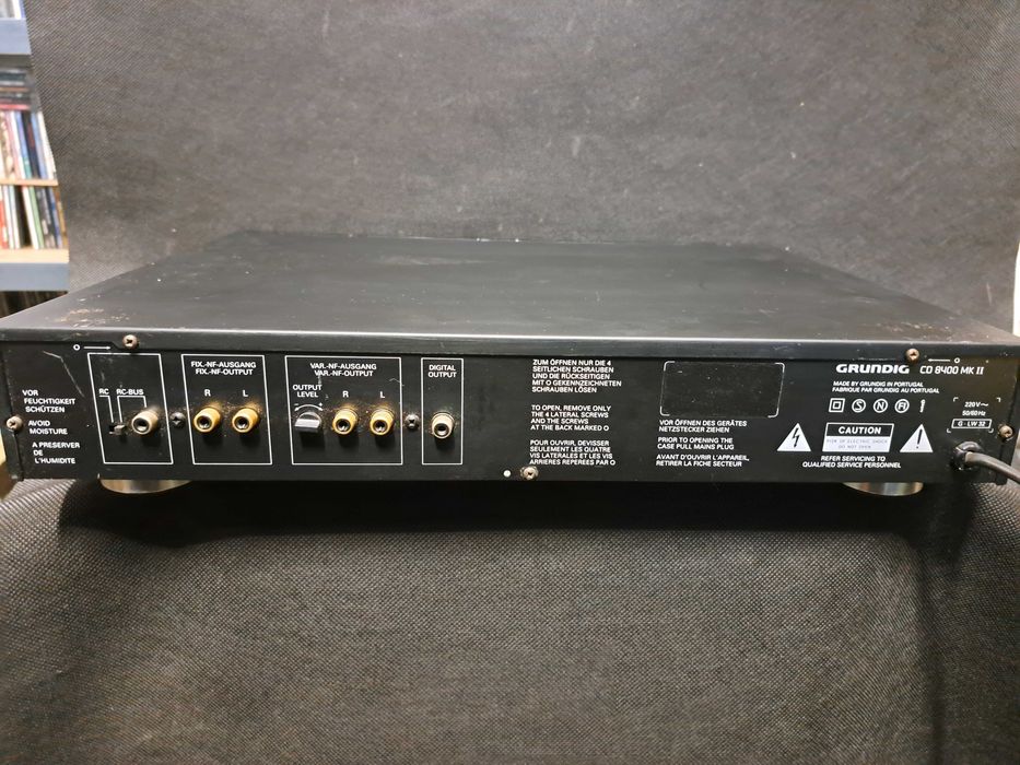 Odtwarzacz  Grundig CD8400 MkII