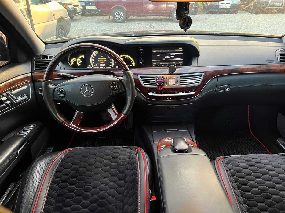 Mercedes-Benz S-Class S 550 2008 року