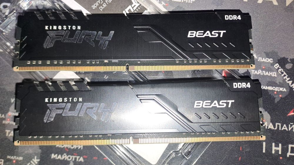 Оперативна пам'ять DDR4 16GB 3200MT KINGSTON  FURY