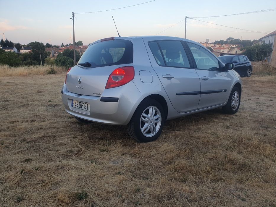 Vendo Renault clio 1.2 gasolina valor fixo do ano 2006 no estado em que se encontra