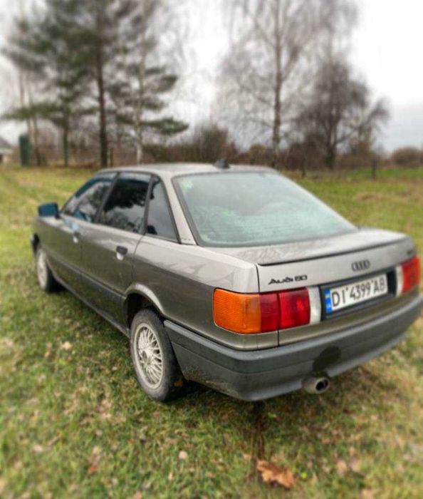 Продам Audi 80, 1.8